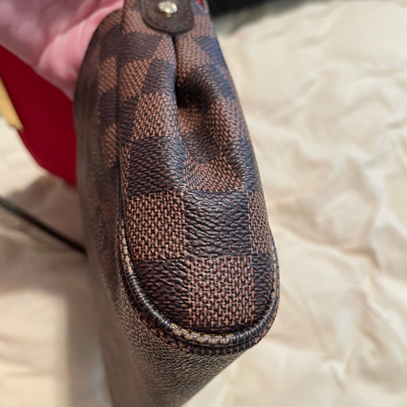 LV Cross Body Bag - Picture 10 of 11